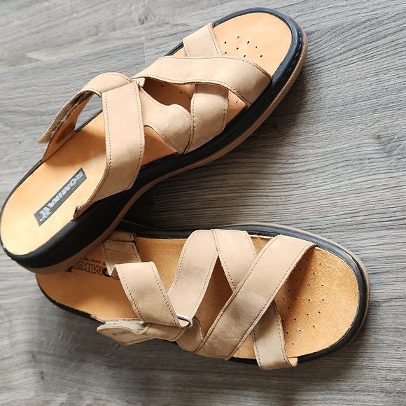 Romika beige nubuck suede slide sandals, size 41 - Picture 5 of 10